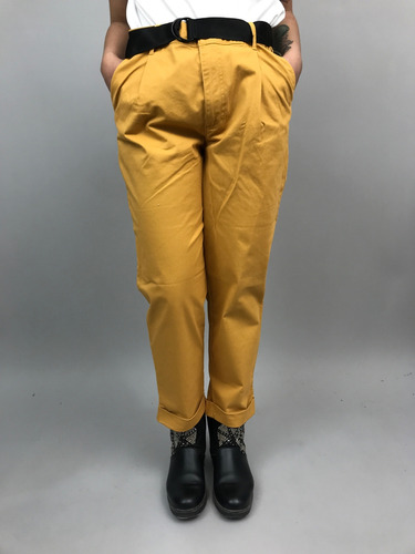 Pantalón Marca  Wados  (talla L) Amarillo