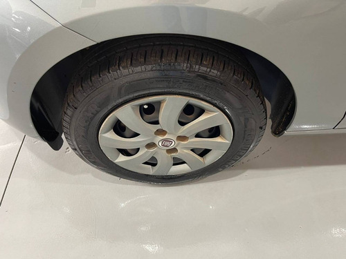Imagem 10 de 10 de Fiat Palio 1.0 Mpi Attractive 8v Flex 4p Manual