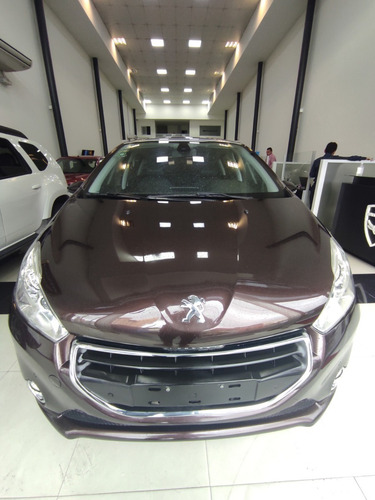 Peugeot 208 Feline Pack Cuir 2014