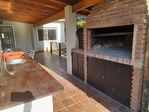 Imagen 11 de 30 de Quinta Con Quincho Parrilla Y Pileta Francisco Alvarez