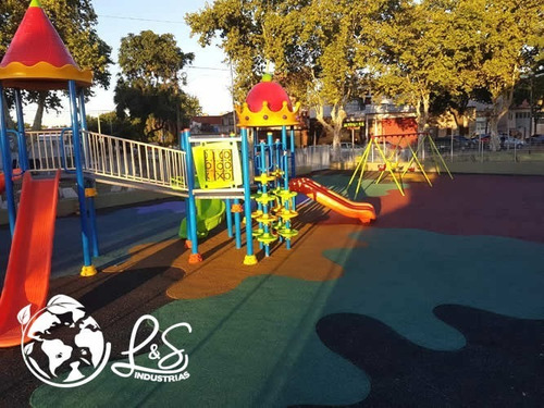 Piso De Caucho Continuo In Situ Para Plazas Colegios Gym