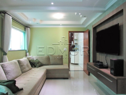 Sobrado - Jardim Las Vegas - Ref: 24711 - V-24711