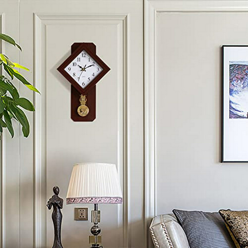 Reloj De Pared De Plástico Con Péndulo De Madera Marrón Para