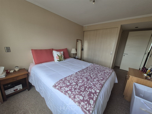 Departamento En Venta De 2 Dorm. En Temuco