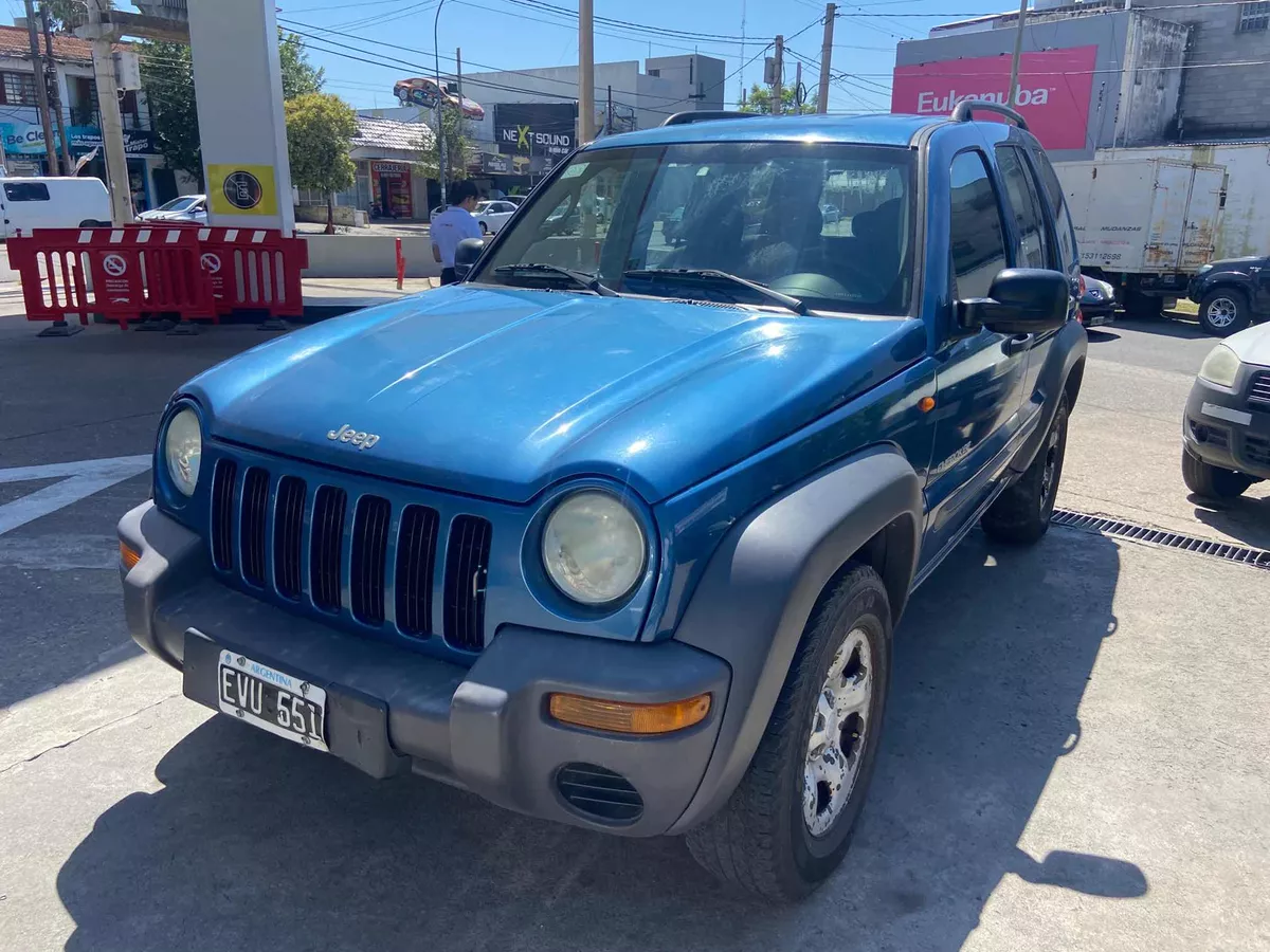 Jeep Cherokee 2.8 Sport At