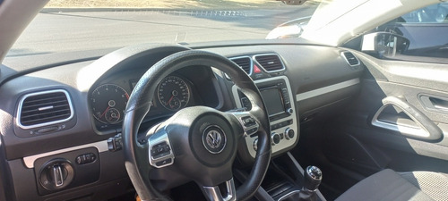 Imagen 10 de 13 de Volkswagen Scirocco 2012 1.4 Tsi 160cv