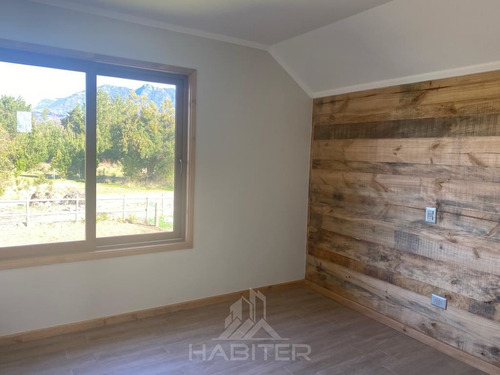 Casa En Venta De 4 Dorm. En Pucón