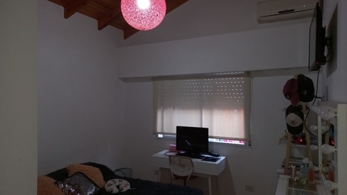 Imagen 28 de 30 de Excelente Y Moderna Casa De 5 Ambientes Con Acceso Para Varios Vehículos - Nuevo Wp De Contacto 1137868438!
