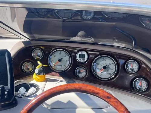 Regal 2150 Cuddy Mercruiser 4.3 V6 220 Hp