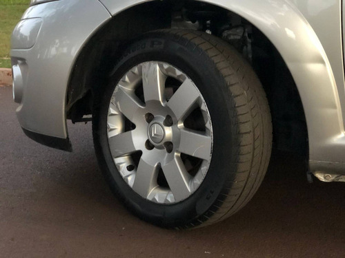 Imagem 8 de 11 de Citroën C3 1.4 I Glx 8v Flex 4p Manual