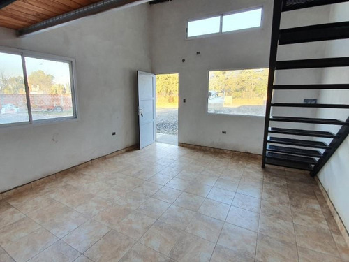 Imagen 14 de 19 de Galpon De 250 M2 Con Oficinas A Estrenar, Terreno De 1.250 M2 - Sobre Asfalto!