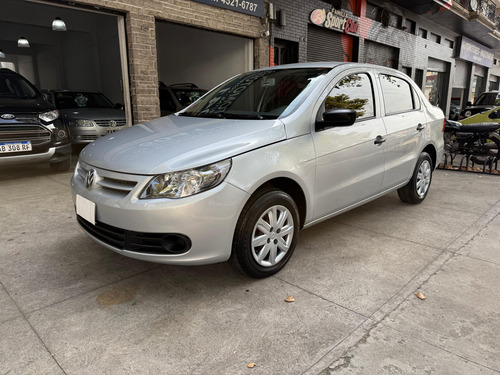 Volkswagen Voyage 1.6 Comfortline 101cv