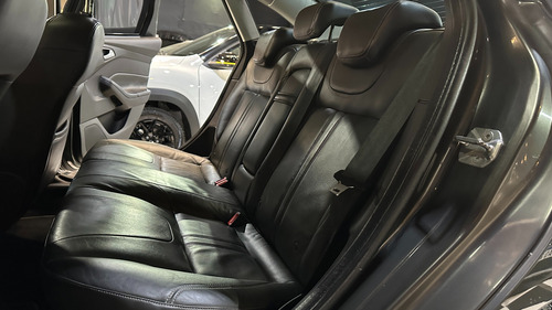 Ford Focus III 2.0 Sedan Titanium At6