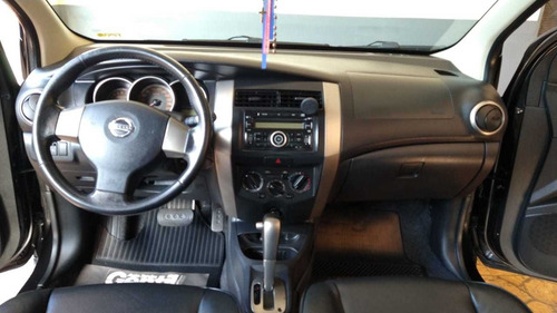 Nissan Livina 2010 1.8 Sl Flex Aut. 5p