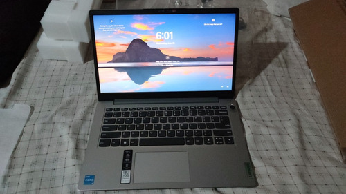 Lenovo - Portátil Empresarial De 14 Intel I3-1215u 6nucleos