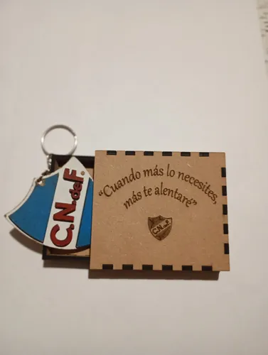 Llavero En Mdf En Capas Con Caja Diseño Fanático Del Fútbol Marrón Claro