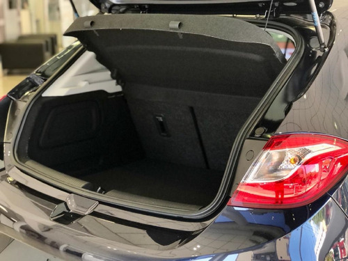 Imagen 7 de 25 de Chevrolet Cruze 5 Puertas Lt 1.4n Automático Hatchback 2023*