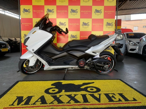 Imagem 1 de 11 de Yamaha Tmax 530 Abs