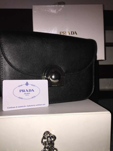 Bolso Prada, Con Certificado De Originalidad Estado 10/10