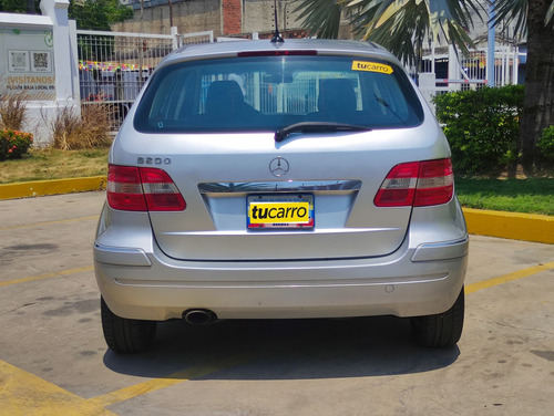 Mercedes-benz B200