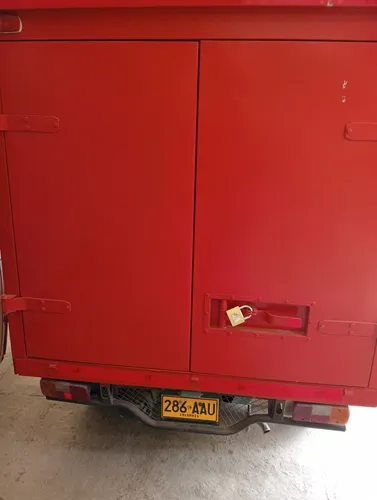 Motocarro A Diesel Con Furgón, Estado Físico/mecánico 10/10