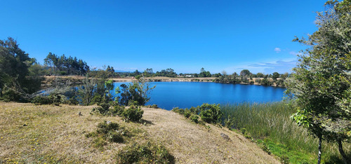 Hermosa Parcela Con Laguna (25431)