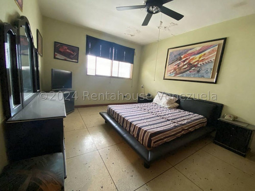 Y.t. Casa En Venta, La Paz Mls #24-28935