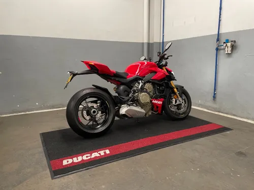 Ducati Streetfighter V4 S