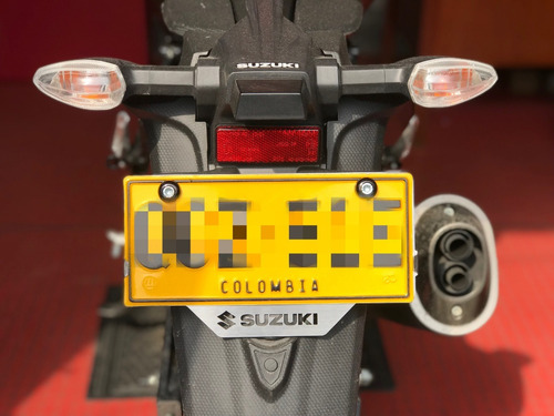 Protector De Placa En Acero Inoxidable Para Motos Suzuki