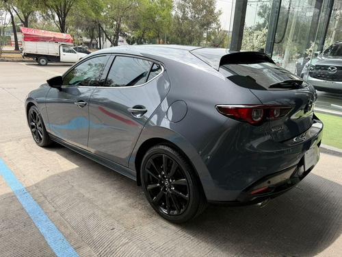 Mazda Mazda 3 2.5T Signature Hatchback At