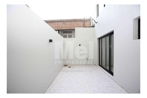 Imagen 23 de 30 de Excelente 3 Ambientes Con Balcón, Patio Propio Y Cochera