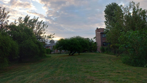 Terreno En Venta A Metros Del Camping De Los Canillitas
