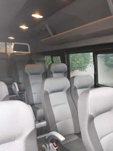 Renta De Autos Y Camionetas Con Chofer Hasta 20 Pasajeros