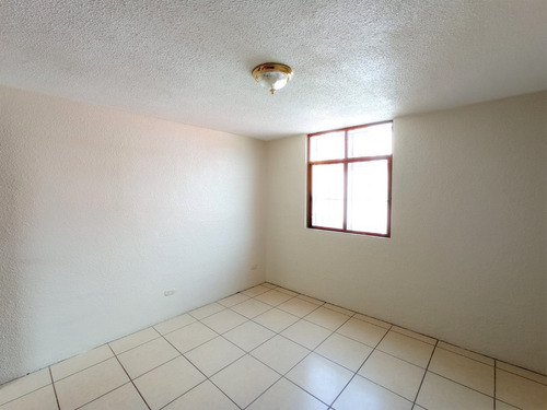 Imagen 21 de 30 de Vendo Hermosa Casa, Ubicada En Sector Preferencial De Alta Plusvalia Y Seguridad, Excelente Condiciones Rodeada De Naturaleza