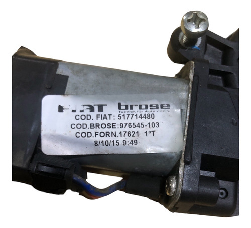 Motor Elevador Vidrio Derecho/copiloto Ram 700 Mod 2015-20 (Usado)
