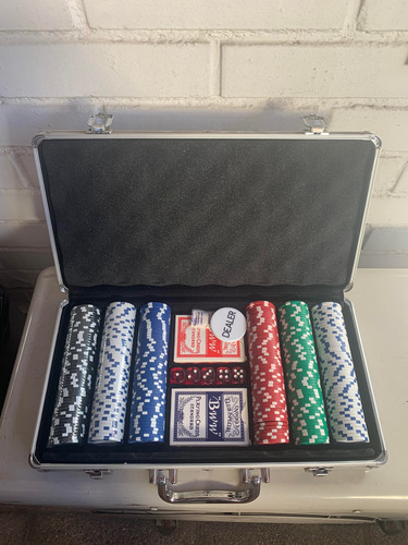 Maleta Poker 300 Fichas Complete Kit