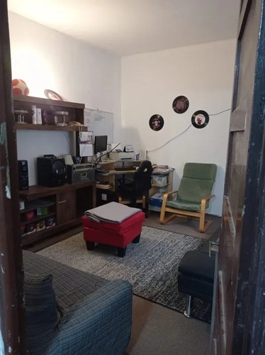 Hermosa Casa En Venta En Malvín, De 2 Dormitorios!