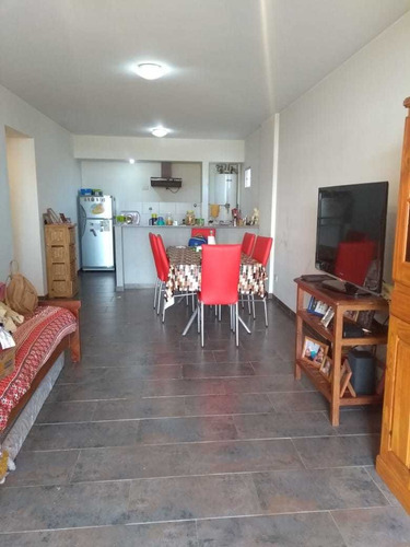 Imagen 2 de 5 de Venta- Depto 2 Ambientes Con Balcón!
