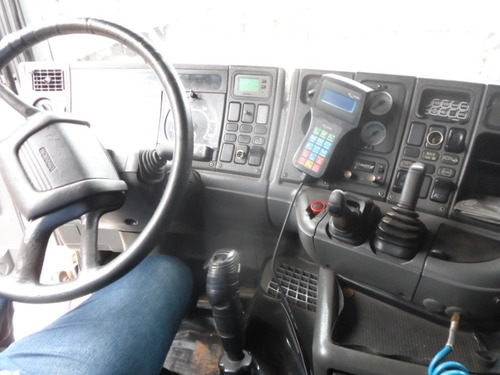 Scania R124 420 6x2 Trucado 2006/2006 (vt)