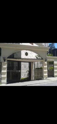 Imagem 1 de 14 de Linda Casa Em Condomínio Com 3 Suítes Fl48