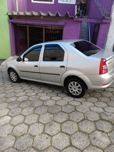 Imagem 5 de 8 de Renault Logan 2011 1.0 16v Authentique Hi-flex 4p