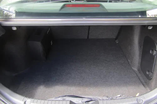Mazda 3 2.0 Touring MT