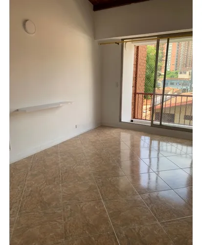 ¡se Arrienda Amplio Apartamento En Los Colores!