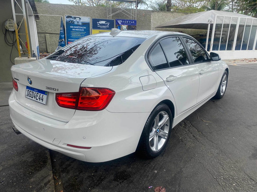 Imagem 7 de 13 de Bmw Serie 3 2015 2.0 Sport Active Flex Aut. 4p 184 Hp