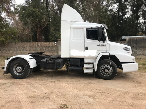 Imagen 3 de 10 de Mercedes Benz 1634