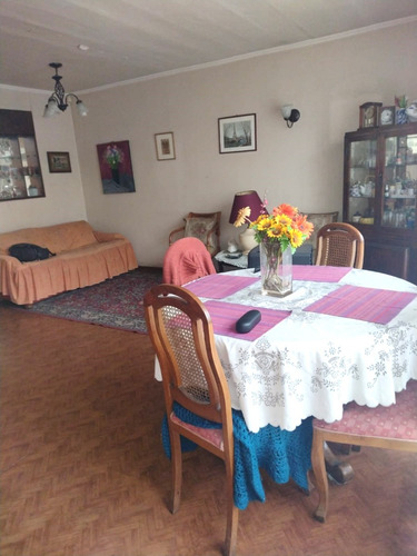 Casa Esquina Avda Macul Con Avda Las Torres (amador Neghme