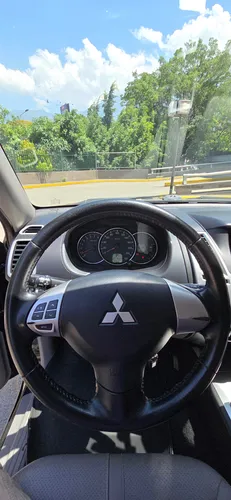 Mitsubishi Montero Sport
