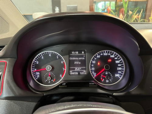Volkswagen Fox 1.6 MSI PEPPER 16V FLEX 4P AUTOMATIZADO