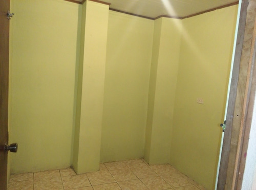 Imagen 3 de 9 de Apartamento En La Lima Frente Al Moll Undormitorio , Segu