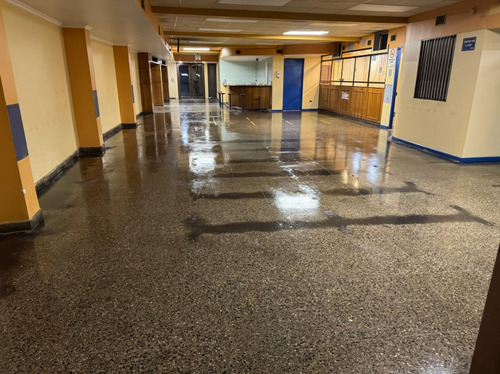 300m2 De Local A La Calle, Recepción Final